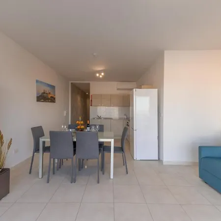 The Pinnacle Fl6 Escape By Homely Mellieħa