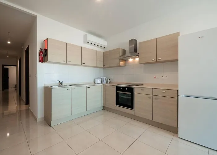 Apartament The Pinnacle Fl6 Escape By Homely Mellieħa